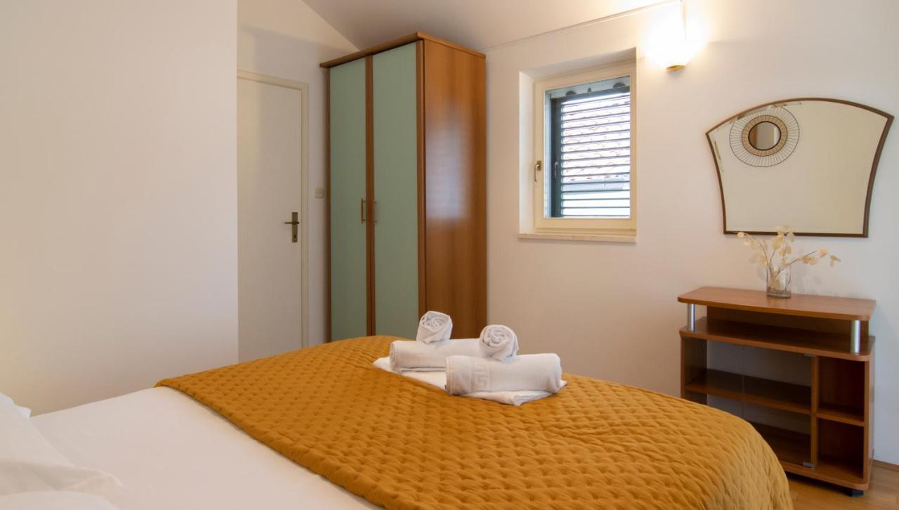Mozart Apartments Baška Voda Extérieur photo