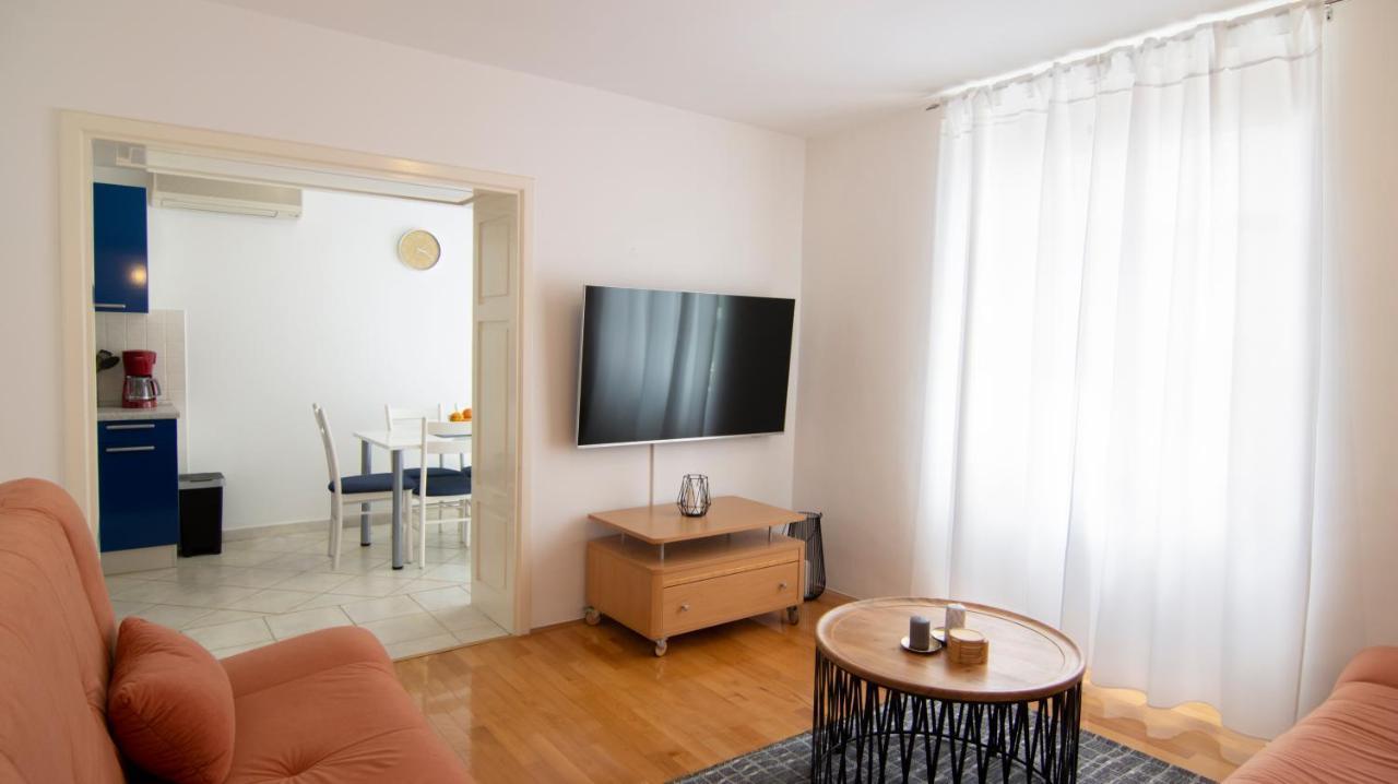 Mozart Apartments Baška Voda Extérieur photo