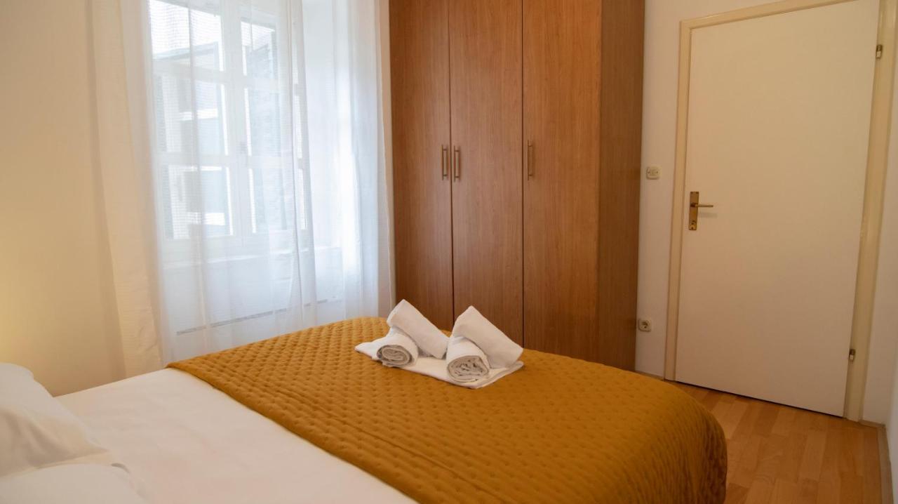 Mozart Apartments Baška Voda Extérieur photo