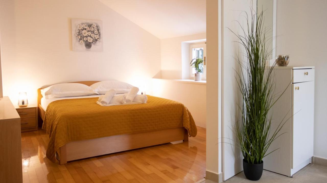 Mozart Apartments Baška Voda Extérieur photo